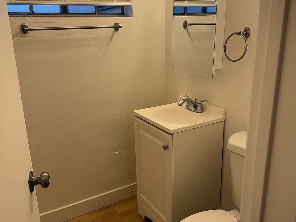 1st image of 280 Redondo Ave APT 9