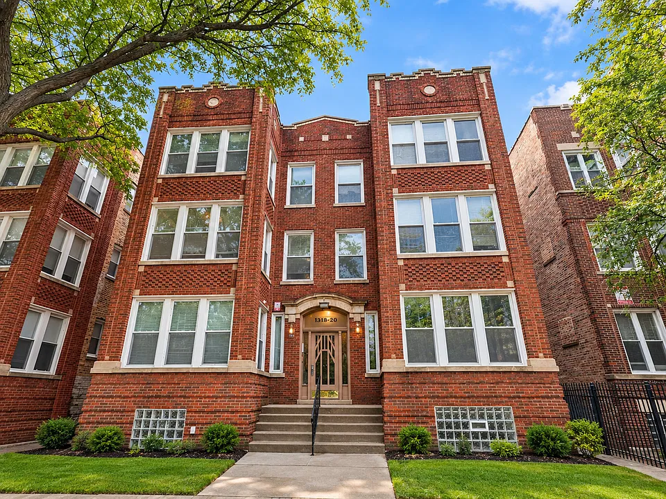 6818 S Cornell Ave #2-S