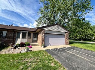 681 Gardenview Dr SW, Byron Center, MI 49315