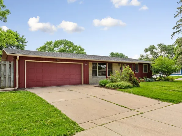 1353 9th Ave SE, Rochester, MN 55904