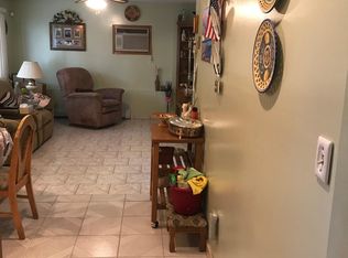 1062 N 7th St, New Hyde Park, NY 11040