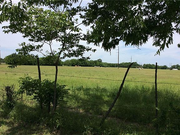 3rd image of 3101 SE County Road 1090