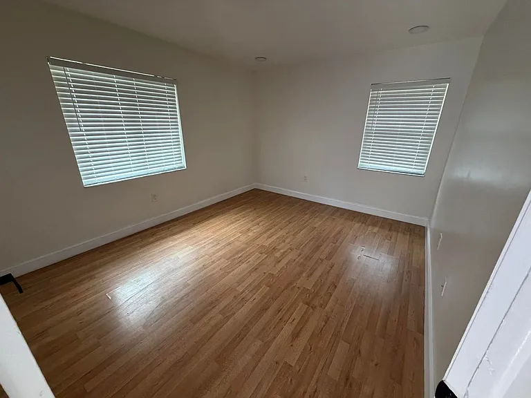4281 NW 120th Ln — Photo 12