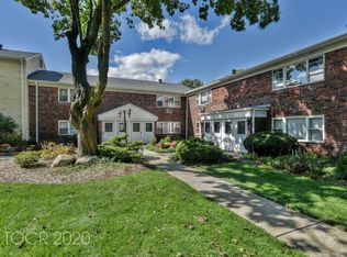 141 Regency Park #141, Ramsey, NJ 07446