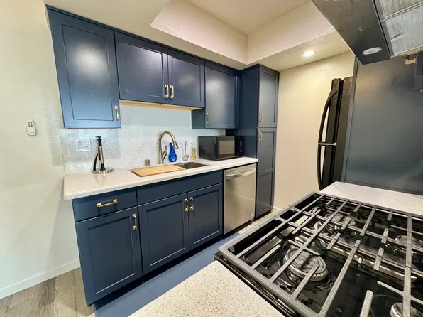 5165 Walnut Ave Unit 32, Chino, CA 91710