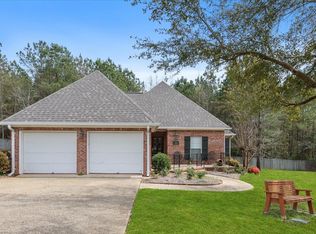 36 Briar Creek Cir, Laurel, MS 39440