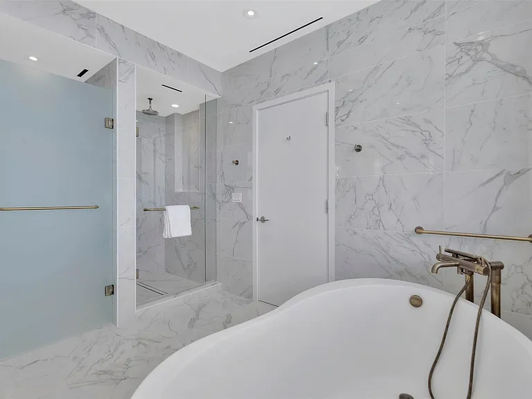 525 N Fort Lauderdale Beach Blvd #1903 — Photo 38