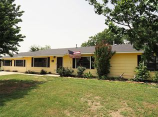 1204 Gantt St, Bangs, TX 76823