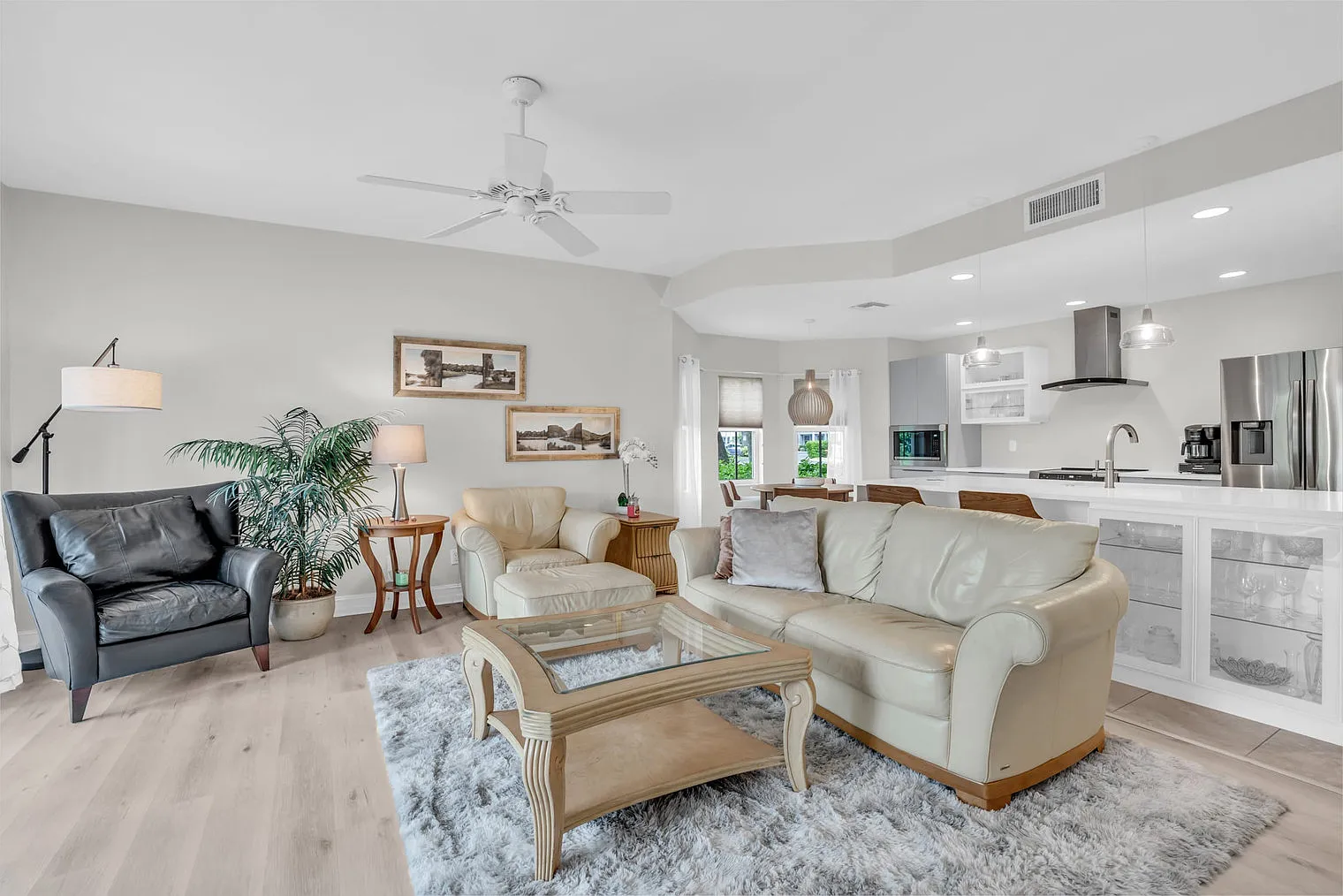 3 bed, 2.0 bath, 1528 sqft, $4,020 — Photo 1