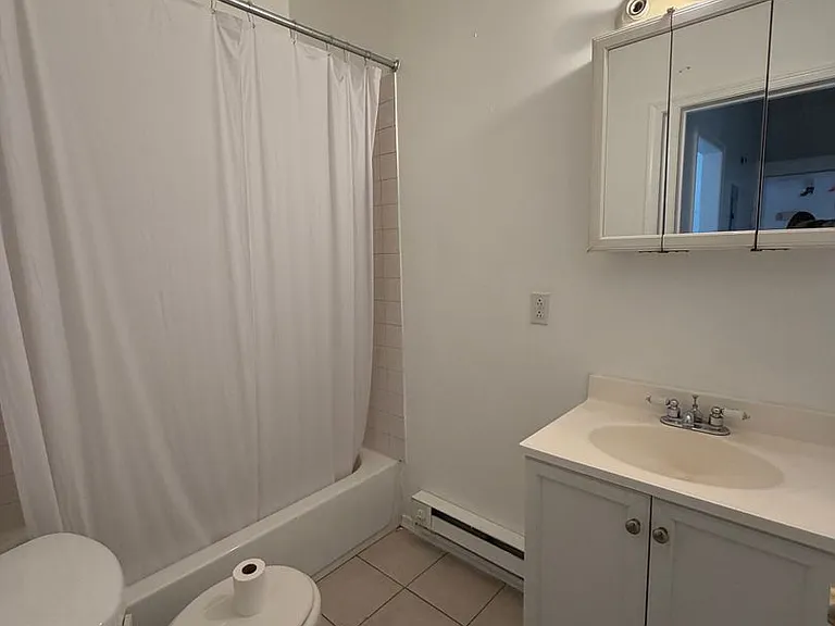2233 Cecil B Moore Ave — Photo 14