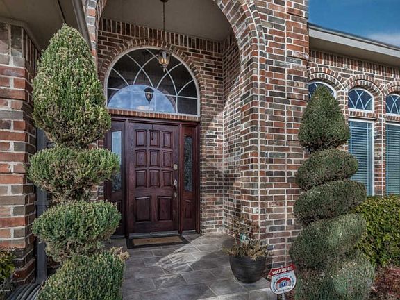 4th image of 2907 Yaupon Pl