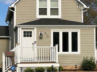 315 Grant Avenue, Islip, NY 11751