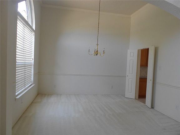 5th image of 1430 Shadywood Dr