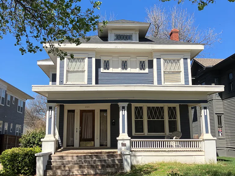 809 NW 19th St — Photo 2