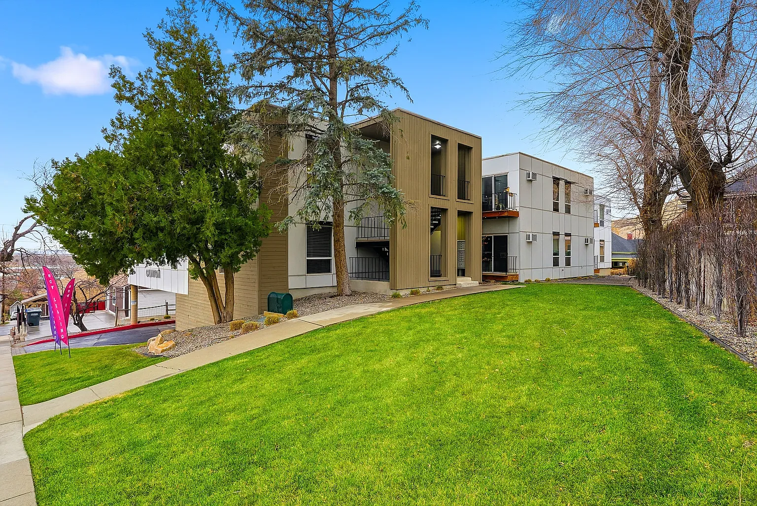1 bed, 800 sqft, $1,395 — Photo 1