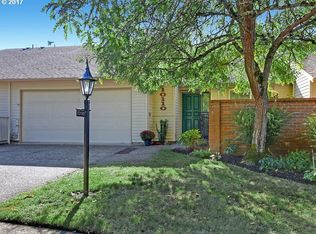 10110 SW Summerfield Dr, Tigard, OR 97224