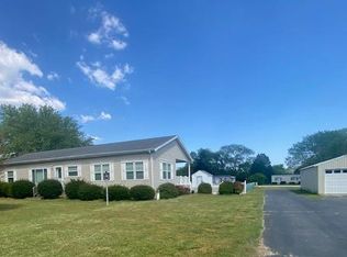 7097 Fleming Rd, New Church, VA 23415