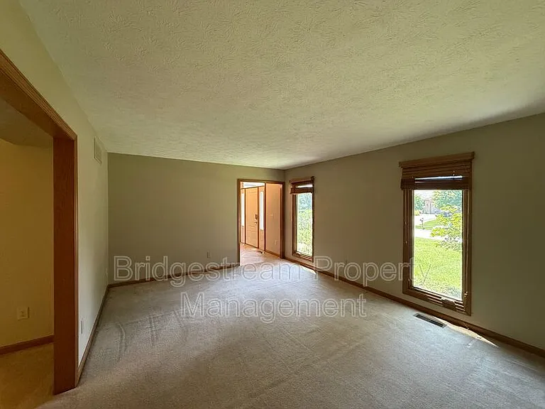 2627 Gentle Wind Point — Photo 8