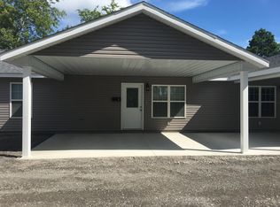 1105 N Monroe St APT B, Marion, IL 62959