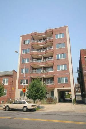 1st image of 2311 31st Ave APT 6A
