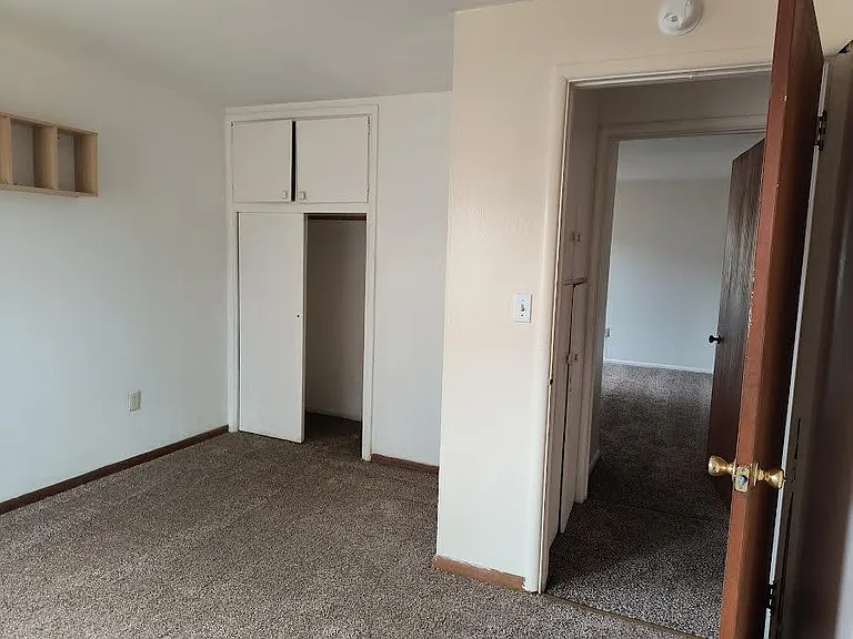 710 W Pine Ave — Photo 7
