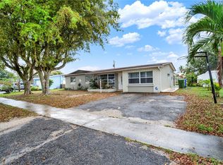 Boulevard Heights Sec 12, Pembroke Pines, FL 33024