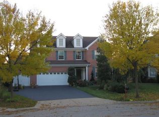 1529 Haig Point Ln, Vernon Hills, IL 60061