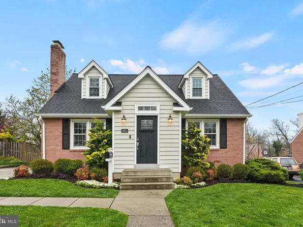 2923 Rogers Dr, Falls Church, VA 22042