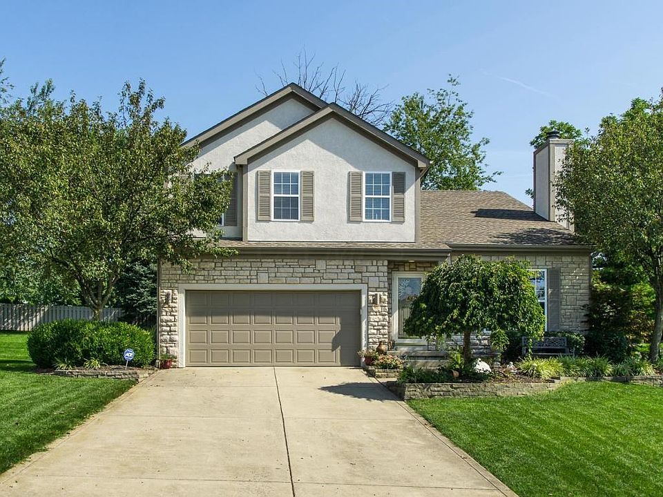 1st image of 170 Royal Farm E