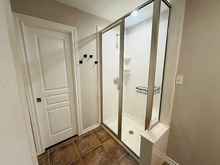 5080 Browning Dr — Photo 13