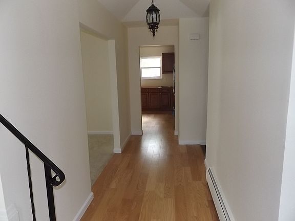 5th image of 55 Columbine Ln