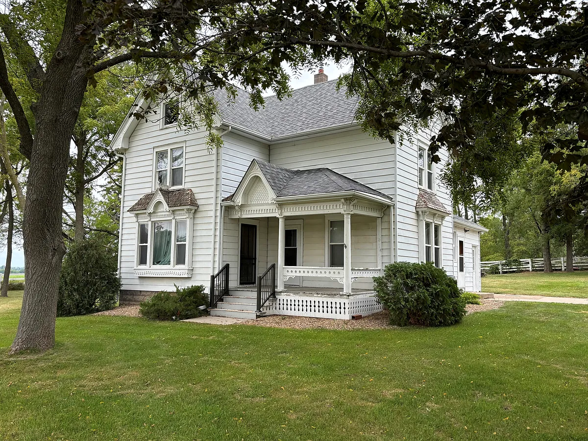 Building Photo - 1381 Highway 30 W