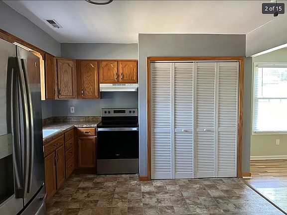2nd image of 122 Dalewood Ave #1
