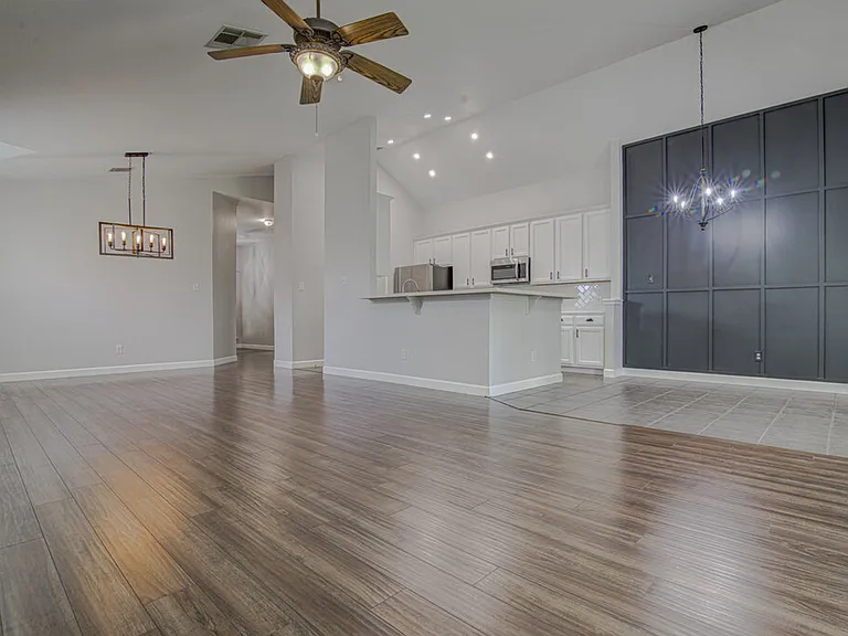 3408 Campanella Dr — Photo 3