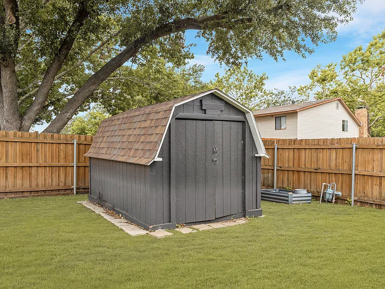 2609 Charter Oak Dr — Photo 25