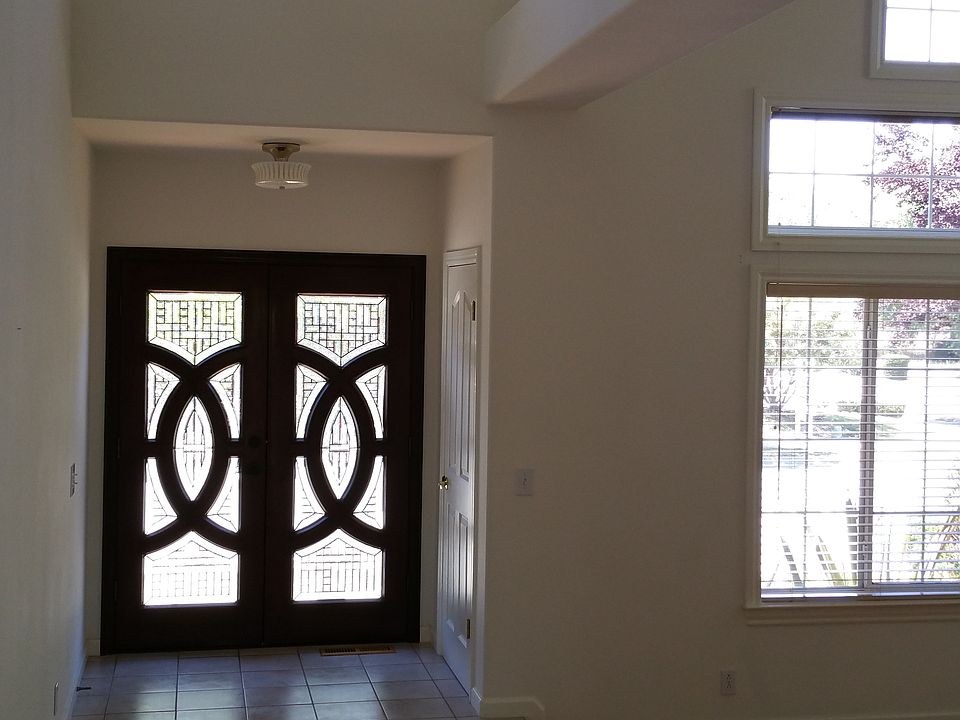 1st image of 220 La Via Azul Ct