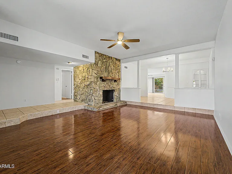 3734 E Montecito Ave — Photo 7