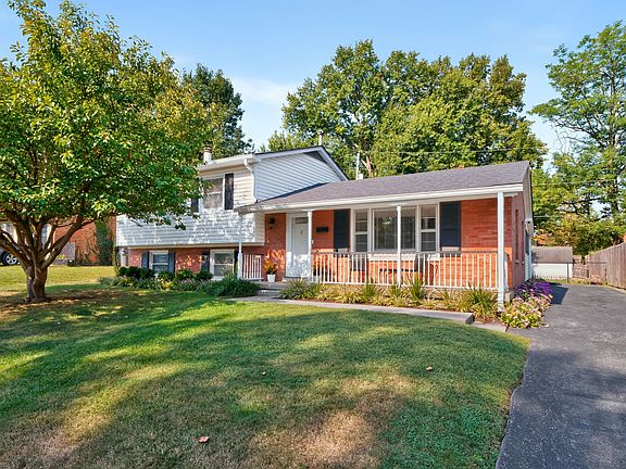 2nd image of 2213 Oleander Ct