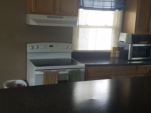 4th image of 722 Madison Ave