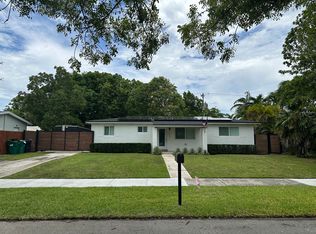 9841 Dominican Dr #A, Miami, FL 33189