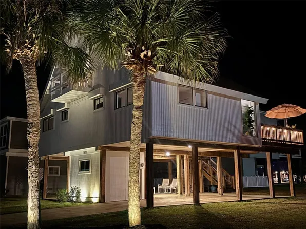 13839 Pirates Beach Blvd, Galveston, TX 77554