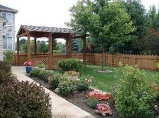 5304 Kelly Ct, Carpentersville, IL 60110
