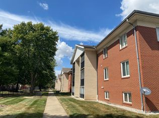 900 Winchester Dr #A-12, Sedalia, MO 65301