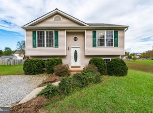 10107 Heriot Row Ct, Fredericksburg, VA 22408