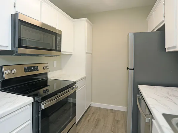 1008 Rucker St APT B, Greensboro, NC 27407