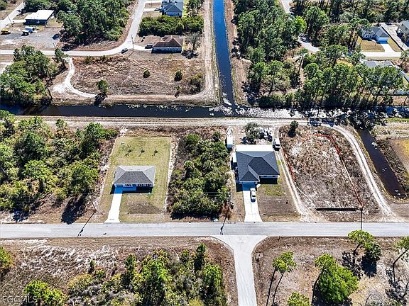 5th image of 954 Lakeside Dr