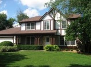 1222 Parliament Ct, Libertyville, IL 60048