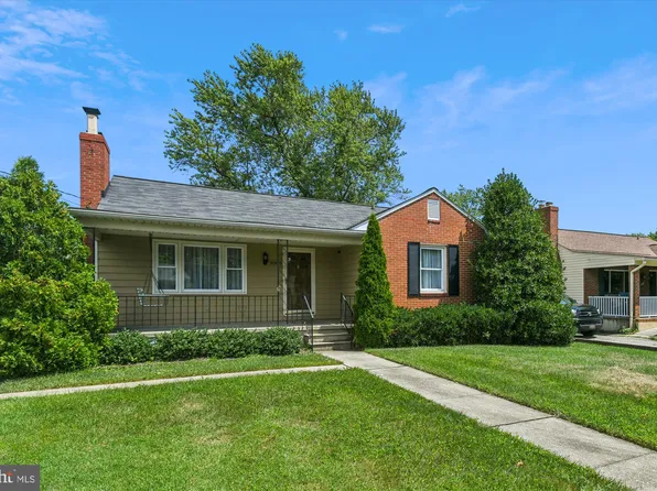 8909 Jasper Ln, Parkville, MD 21234