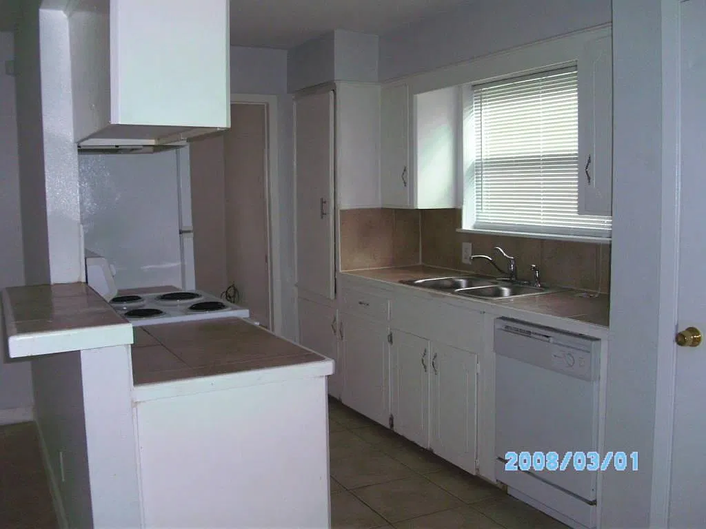 4 bed, 1586 sqft, $1,800 — Photo 3