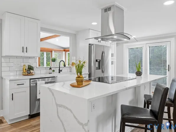 61 Merganser Ct, Montross, VA 22520